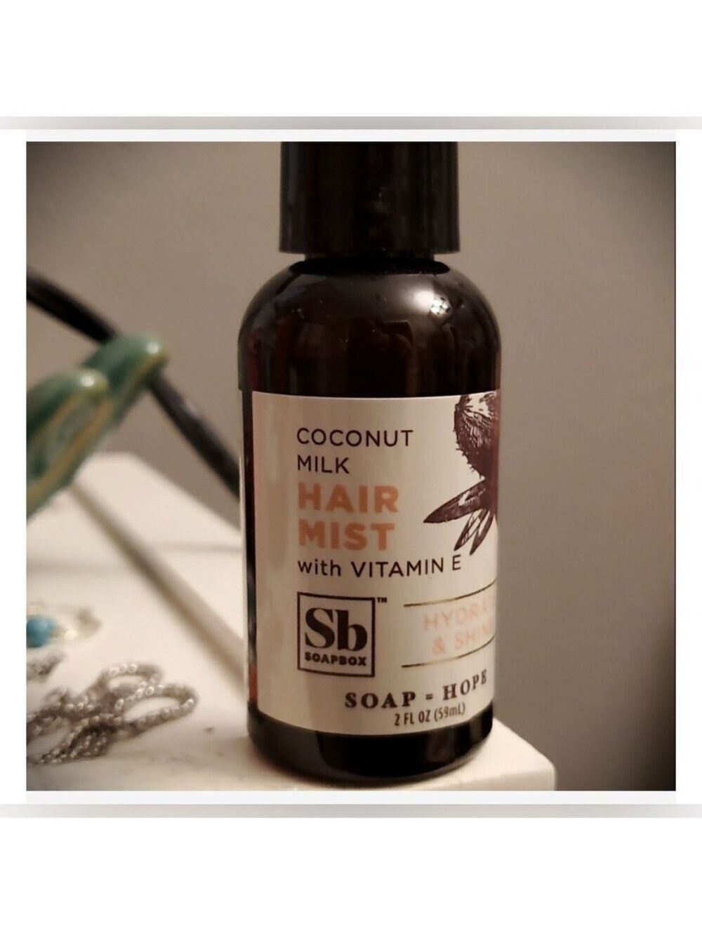 Soapbox Coconut Milk Hair Mist With Vitamin E - Picture 3 of 10